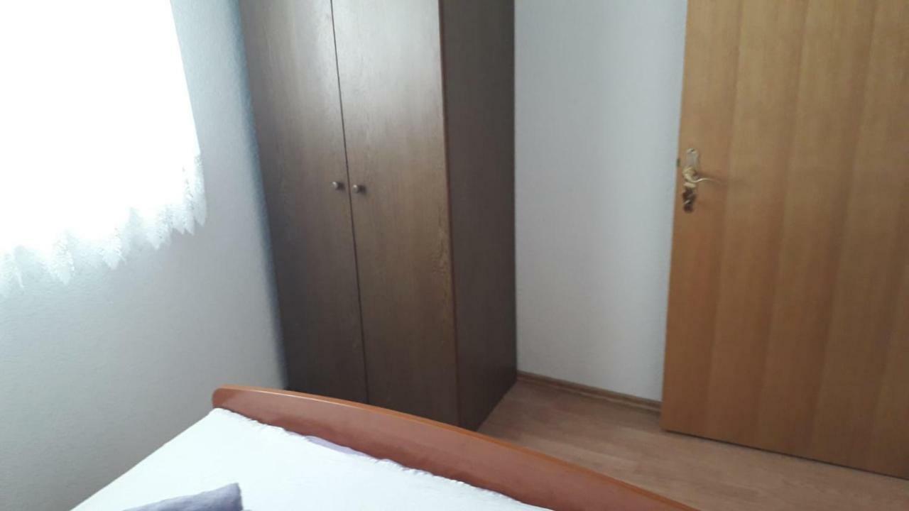 Apartment Hrgic Vir Exteriér fotografie